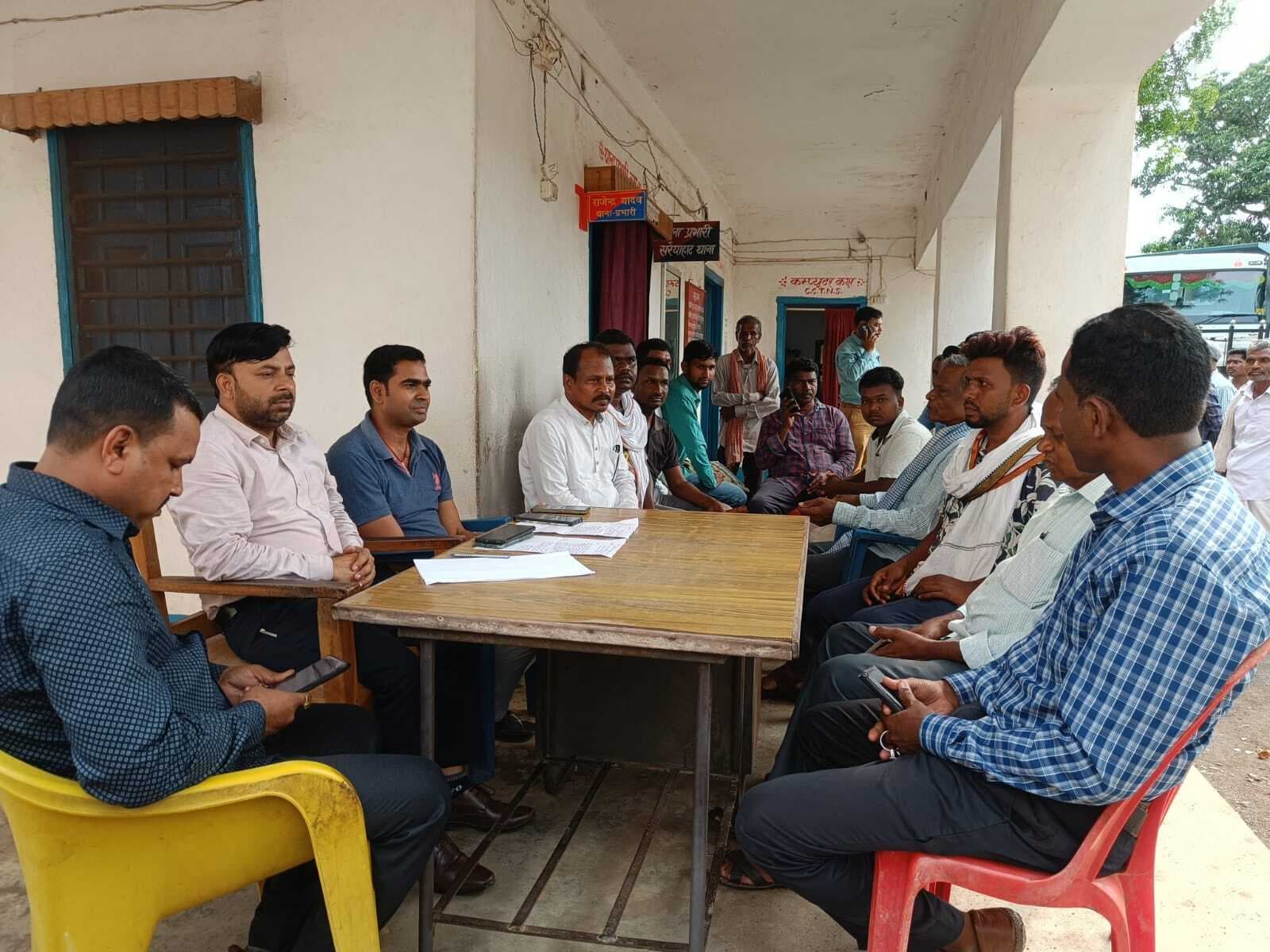प्रशासनिक सूझबूझ से आदिवासी समाज की महापंचायत दिसोम बैसी स्थगित