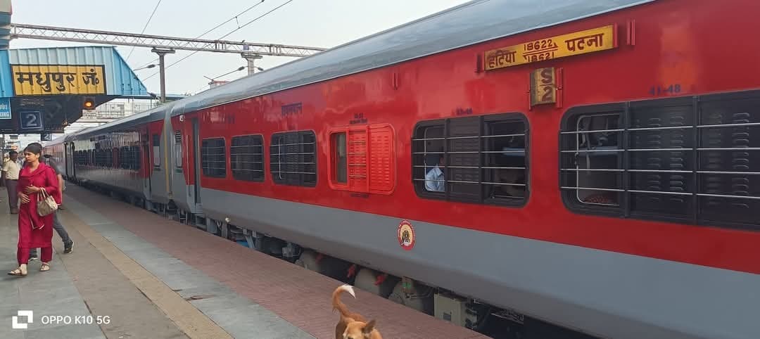 पाटलिपुत्र ट्रेन में एलएचबी कोच लगाये जाने से यात्रियों की बढ़ी सुविधा