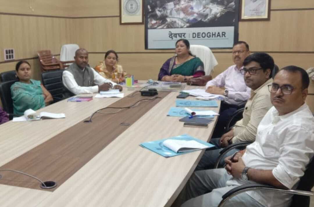 Deoghar news : त्रिस्तरीय पंचायतीराज को 2500 करोड़ अनुदान देने की सिफारिश