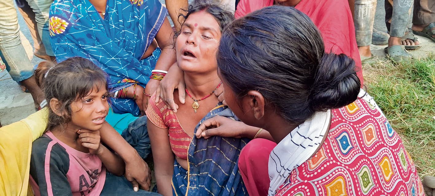 Gopalganj News  : बैकुंठपुर के बंगरा मोड़ के पास वाहन की ठोकर से युवक की गयी जान