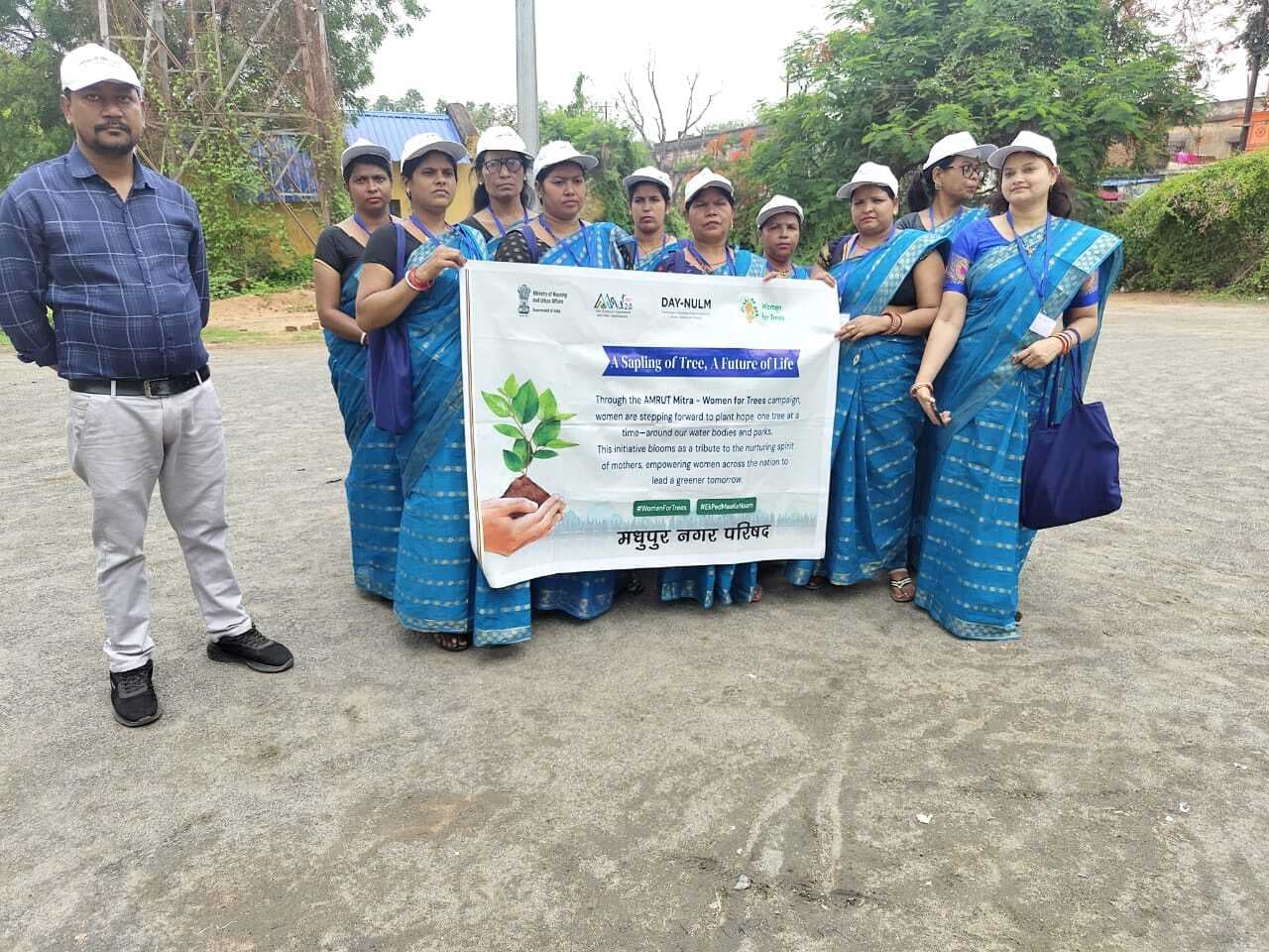 वूमेन फॉर ट्री अभियान के तहत मधुपुर में 16 स्थानों पर होगा पौधरोपण