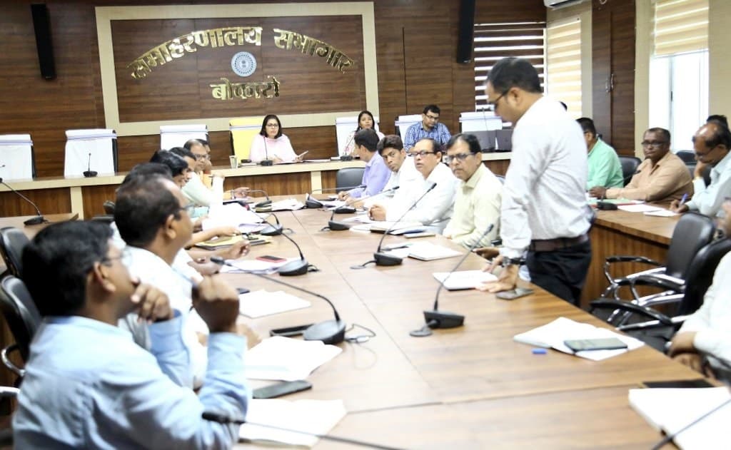 Bokaro News : 31 मई तक जून-जुलाई का राशन डीलरों को करायें उपलब्ध : डीसी