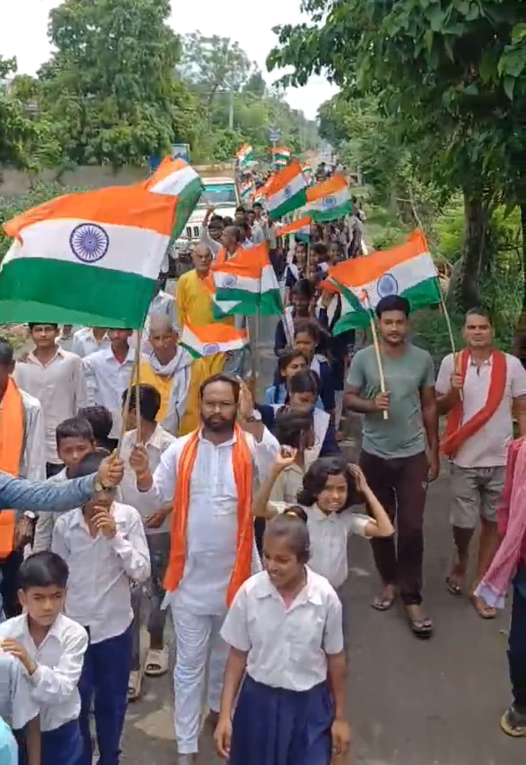ऑपरेशन सिंदूर की सफलता को लेकर भाजपाइयों ने निकाला तिरंगा यात्रा