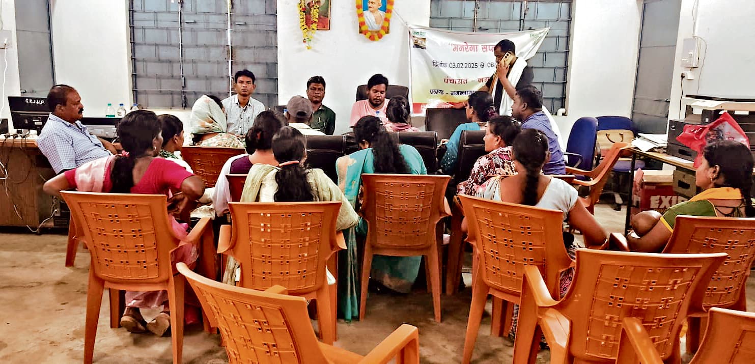 Chaibasa News : पंचायत प्रतिनिधि अपने अधिकार लेने को तैयार