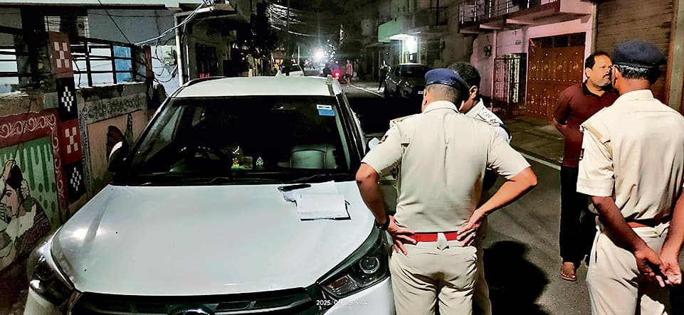 Rourkela News:छेंड कॉलोनी में साफ-सफाई के बहाने सोना के जेवरात ले भागे उचक्के