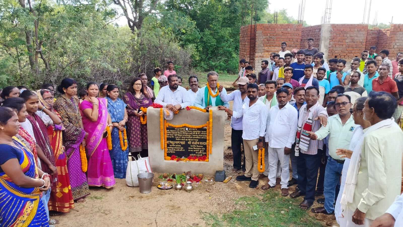 East Singhbhum News : पोटका में चार लैंपस और धूमकुड़िया भवन बनेंगे