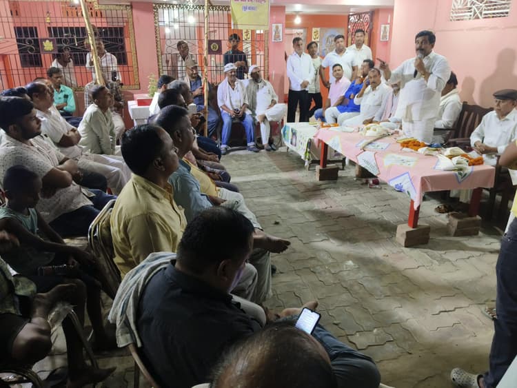 Samastipur News:अमर शहीद सूरज बाबू को उच्च सम्मान दिलाना पुनीत कर्तव्य : आनंद मोहन