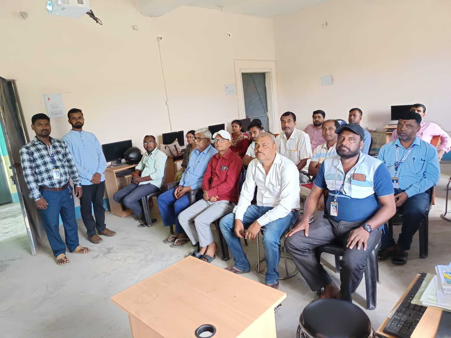 Samastipur News:उउमावि महुली में शिक्षकों को दिया गया लैब प्रशिक्षण