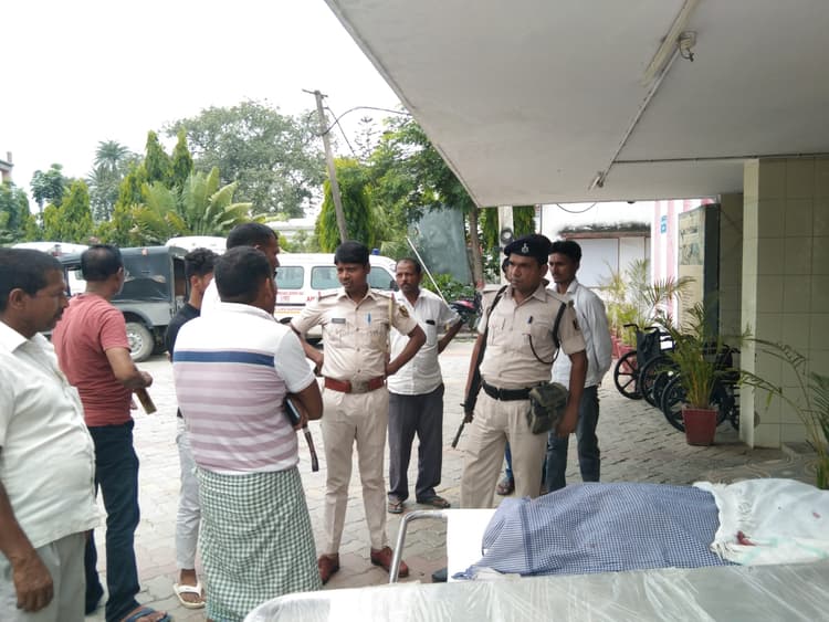 Samastipur News:मैजिक की ठोकर से साइकिल सवार किसान की मौत, दूसरा जख्मी