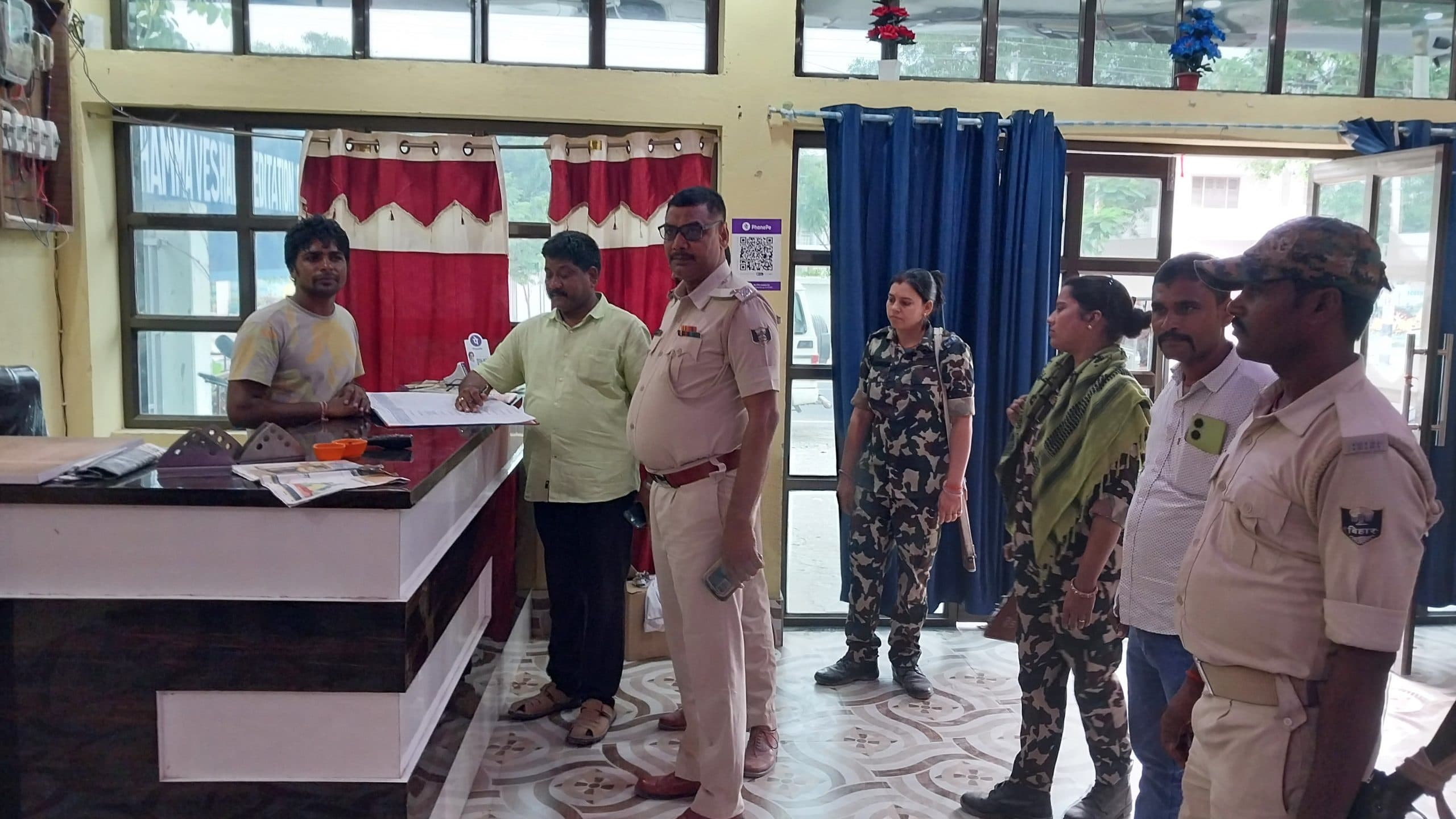 hajiur news. होटलों में अनैतिक काम होते पाया गया, तो होगी कड़ी कार्रवाई