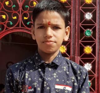 सैनिक स्कूल प्रवेश परीक्षा में मजदूर के बेटे ने मारी बाजी