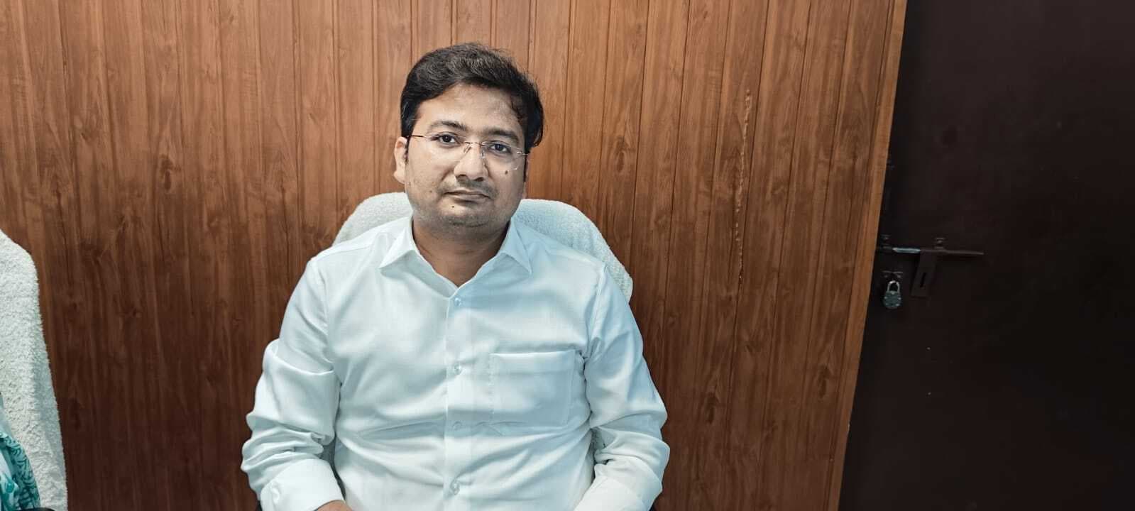 नये एसडीओ मनीष कुमार ने पदभार किया ग्रहण