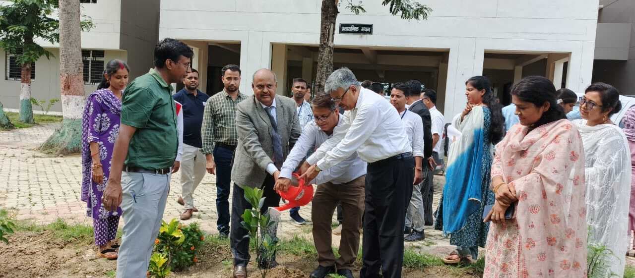 बेसहारा व जोखिम में जीवन यापन करने वाले बच्चों की पहचान करेगी साथी समिति