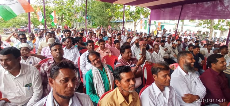 देश की आजादी, अधिकार व संविधान खतरे में है, बचाने की जरूरत