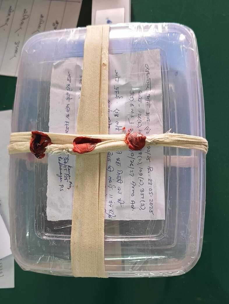 गोलीकांड के तीन आरोपियों को पुलिस ने किया गिरफ्तार, देसी कट्टा व बाइक जब्त