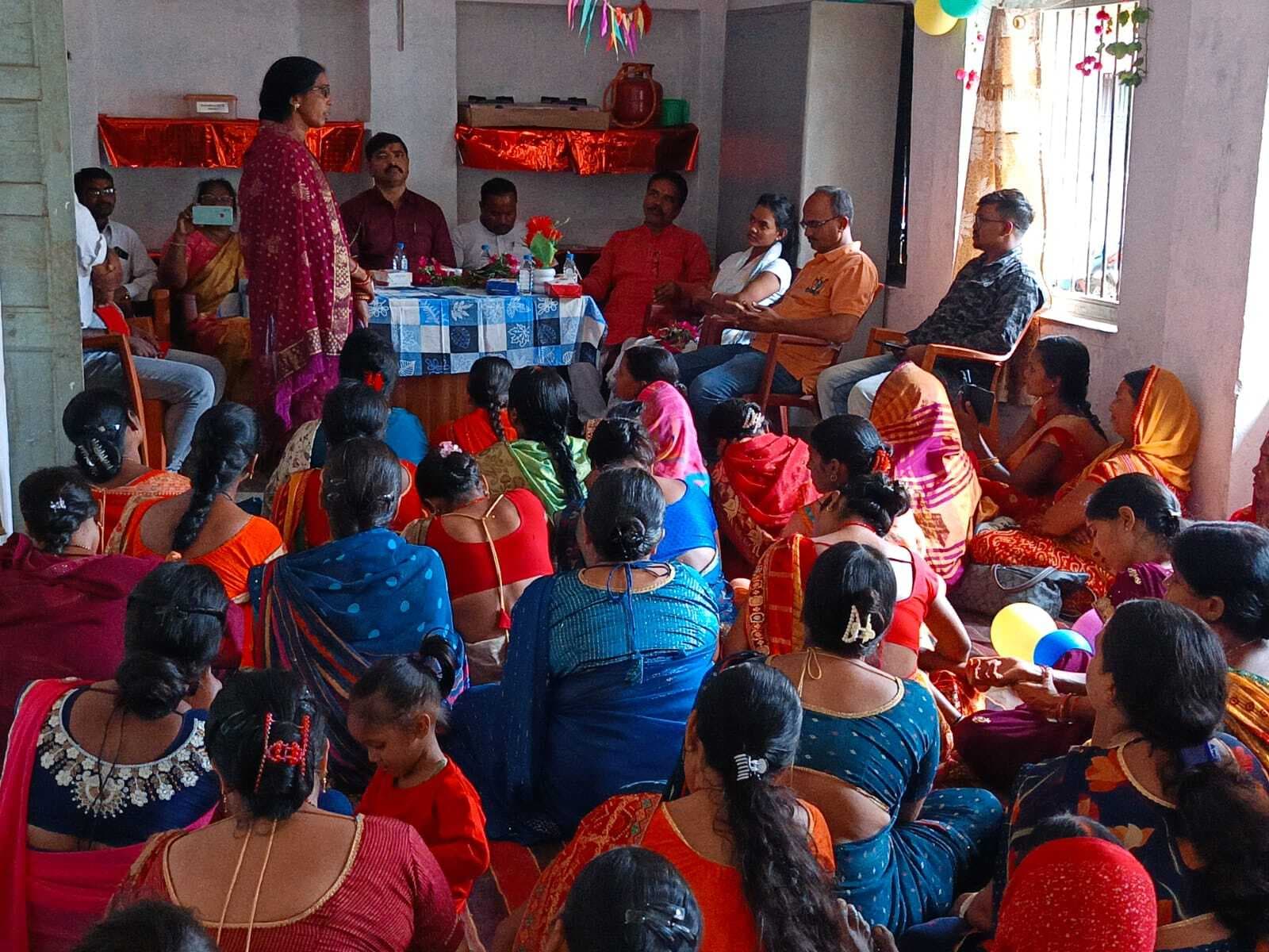 बालूमाथ में जेंडर रिसोर्स केंद्र का हुआ उदघाटन