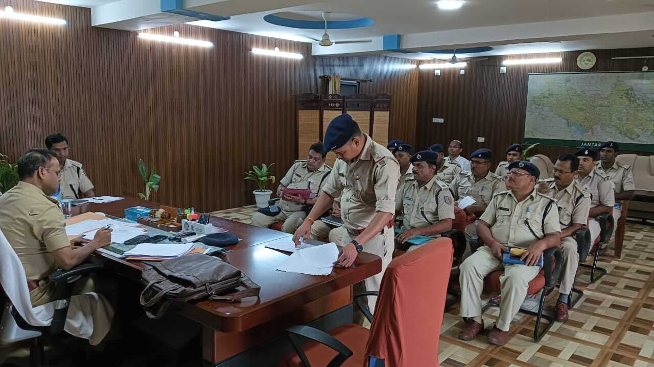 साइबर अपराध पर लगायें अंकुश : एसपी