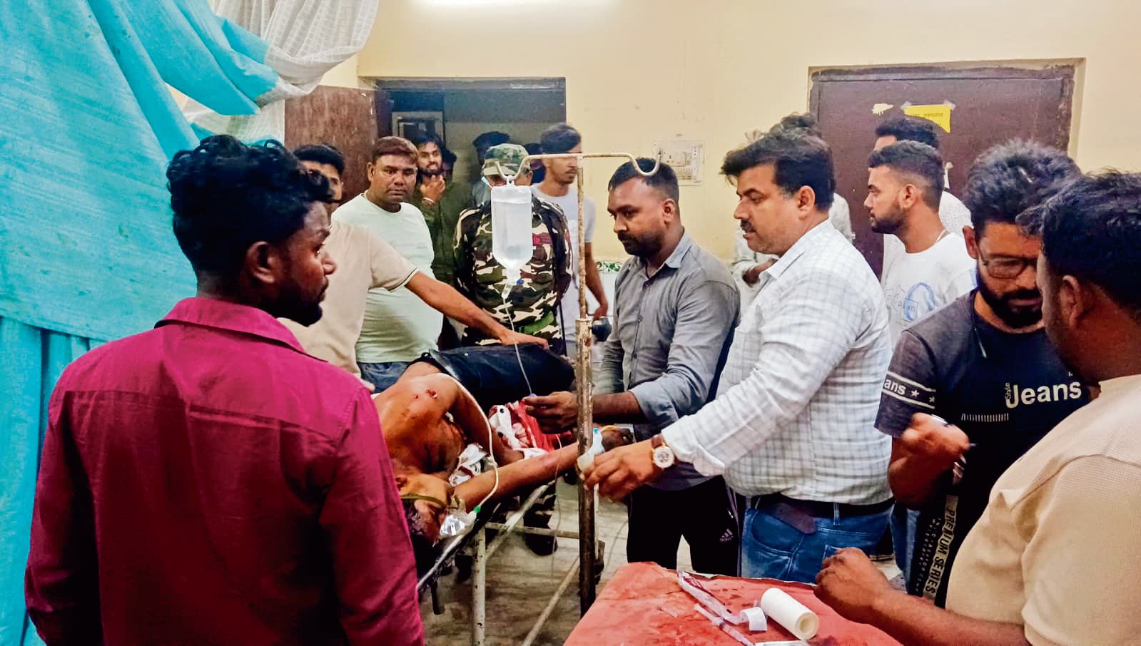 Gopalganj News : शहर में क्रिकेट खेलने के विवाद में युवक को दौड़ा-दौड़ा कर चाकू घोंपा, हालत गंभीर