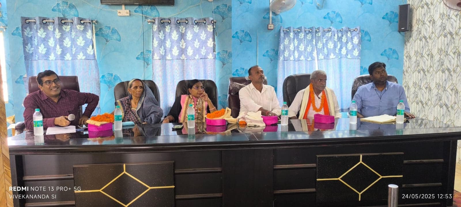 Madhubani News : बीस सूत्री की बैठक में छाया रहा नलजल मुद्दा