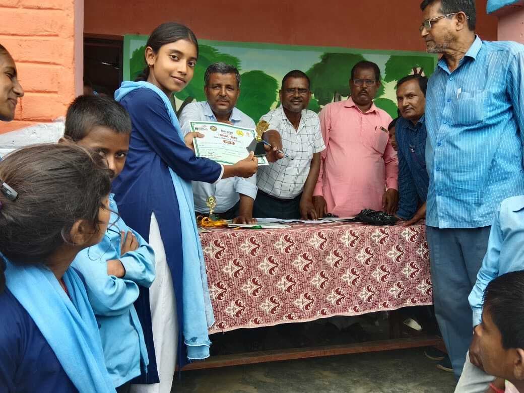 Madhubani News : प्रतियोगिता में बच्चों ने दिखाई प्रतिभा