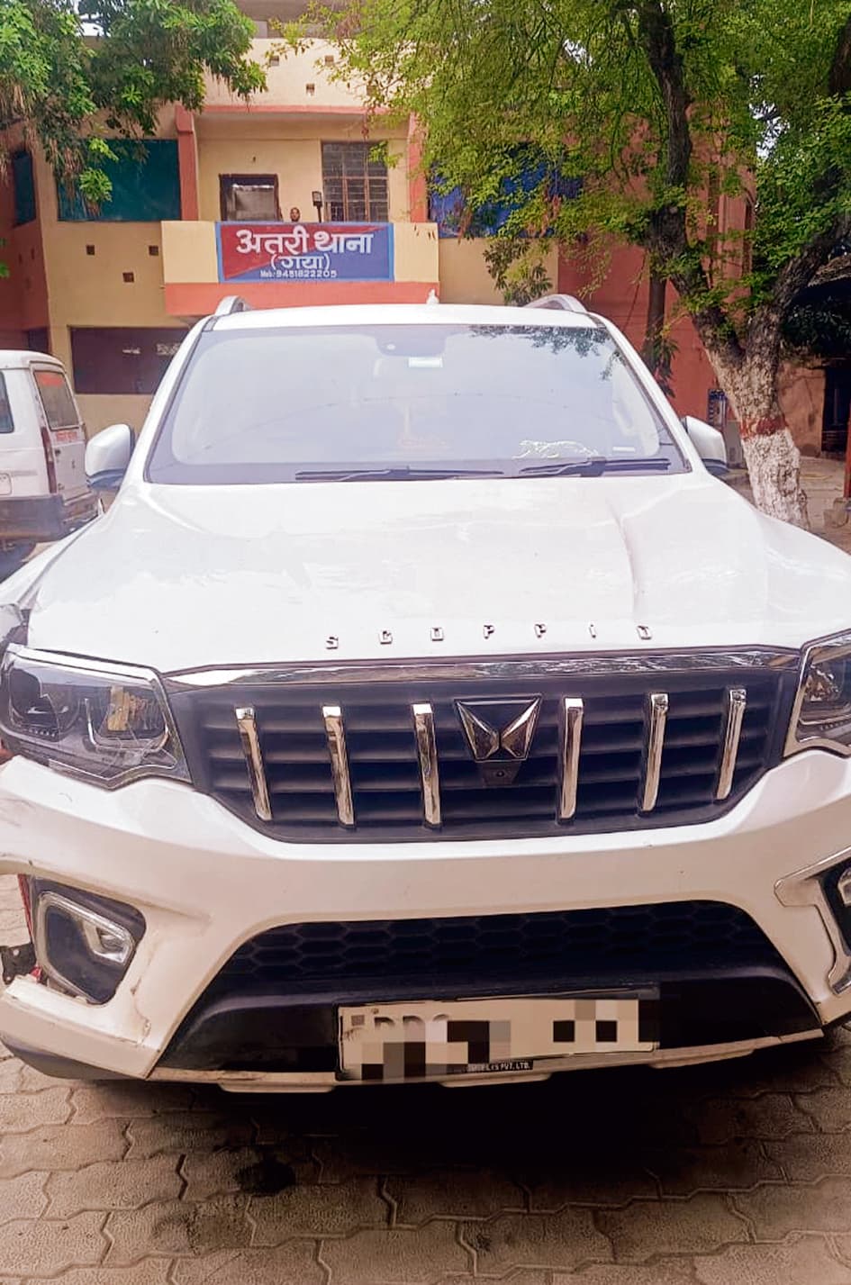 Gaya News : जेठियन घाटी में स्कूल वाहन से टक्कर के बाद चालक का अपहरण