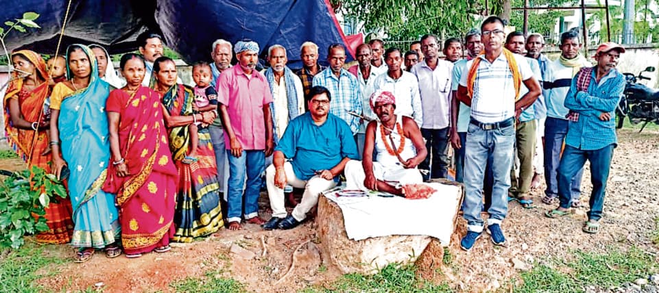 East Singhbhum News : सेवानिवृत्त बीएसएफ जवान का आमरण अनशन जारी