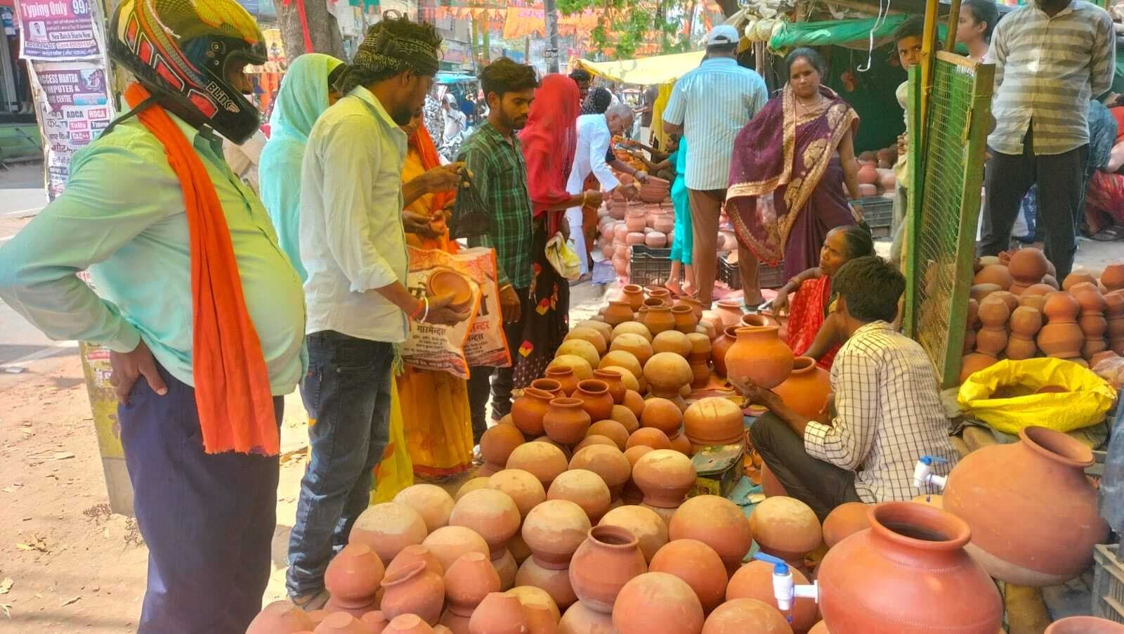 वट सावित्री पर्व आज, खरीदारी को लेकर बाजार में रही भीड़