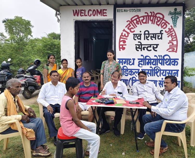 चिकित्सा शिविर में सबसे अधिक चर्मरोग के मरीज मिले : डॉ प्रभात