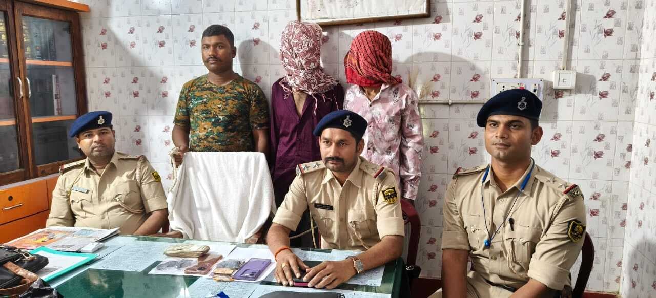 25.50 ग्राम स्मैक के साथ दो तस्कर गिरफ्तार, भेजा जेल