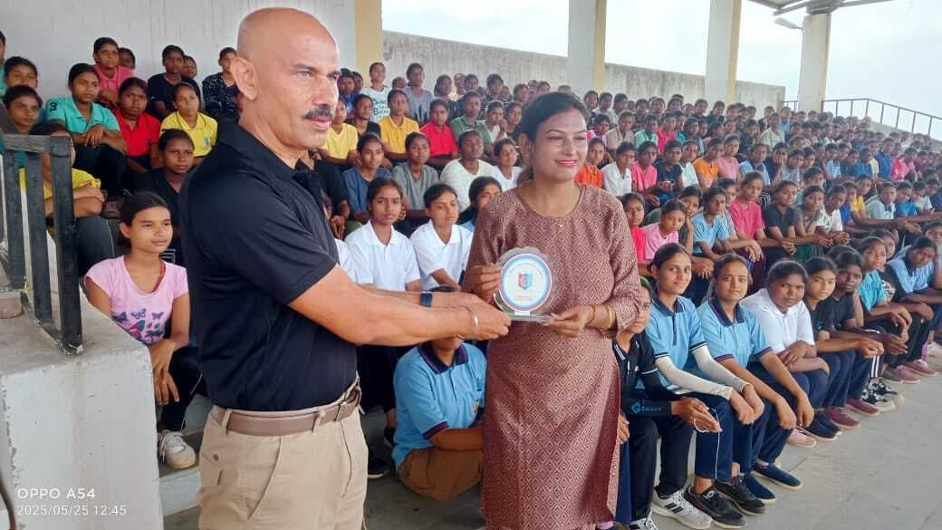 दंत समस्याएं कई अन्य शारीरिक बीमारियों का बनती हैं कारण