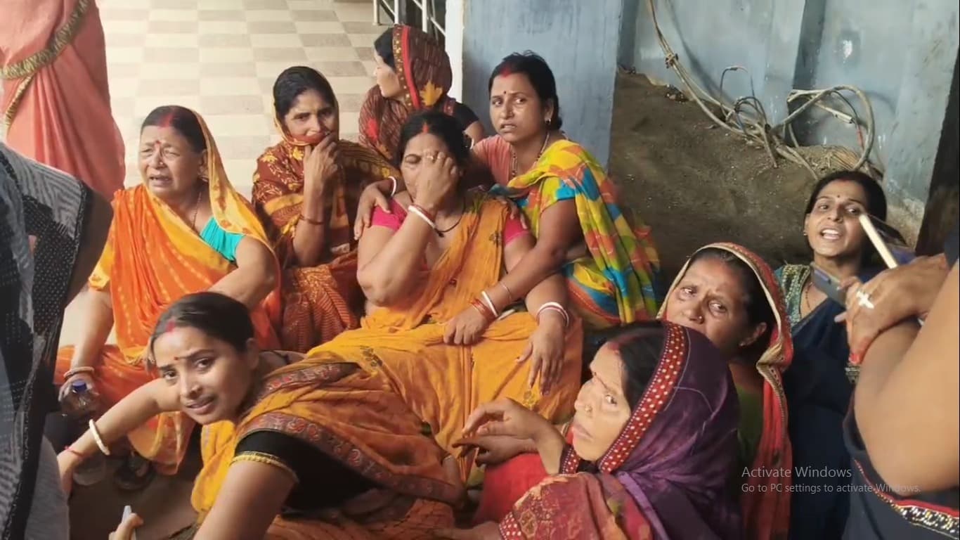 साहिबगंज पुलिस लाइन के महिला बैरक के समीप जवान का मिला शव, पीट-पीट कर हत्या की आशंका