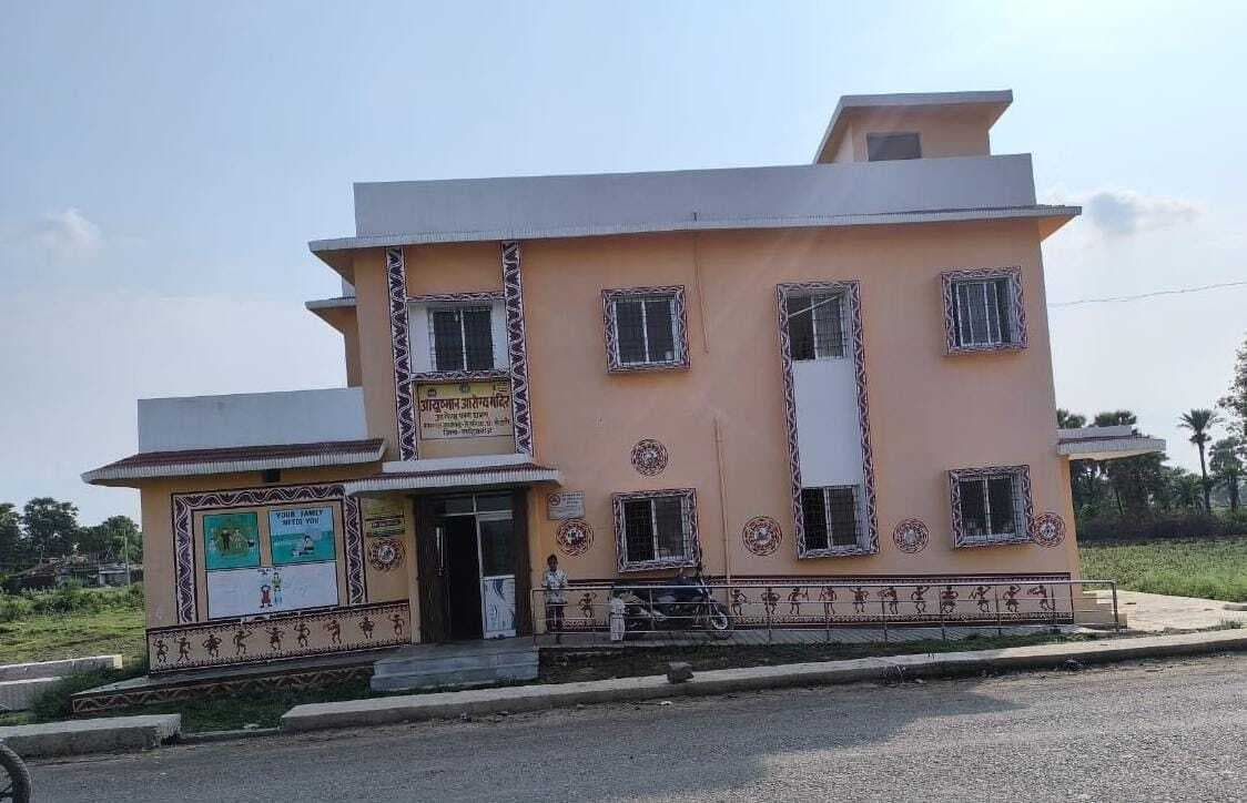 लचर स्वास्थ्य सुविधा से ग्रामीणों की बढ़ी परेशानी