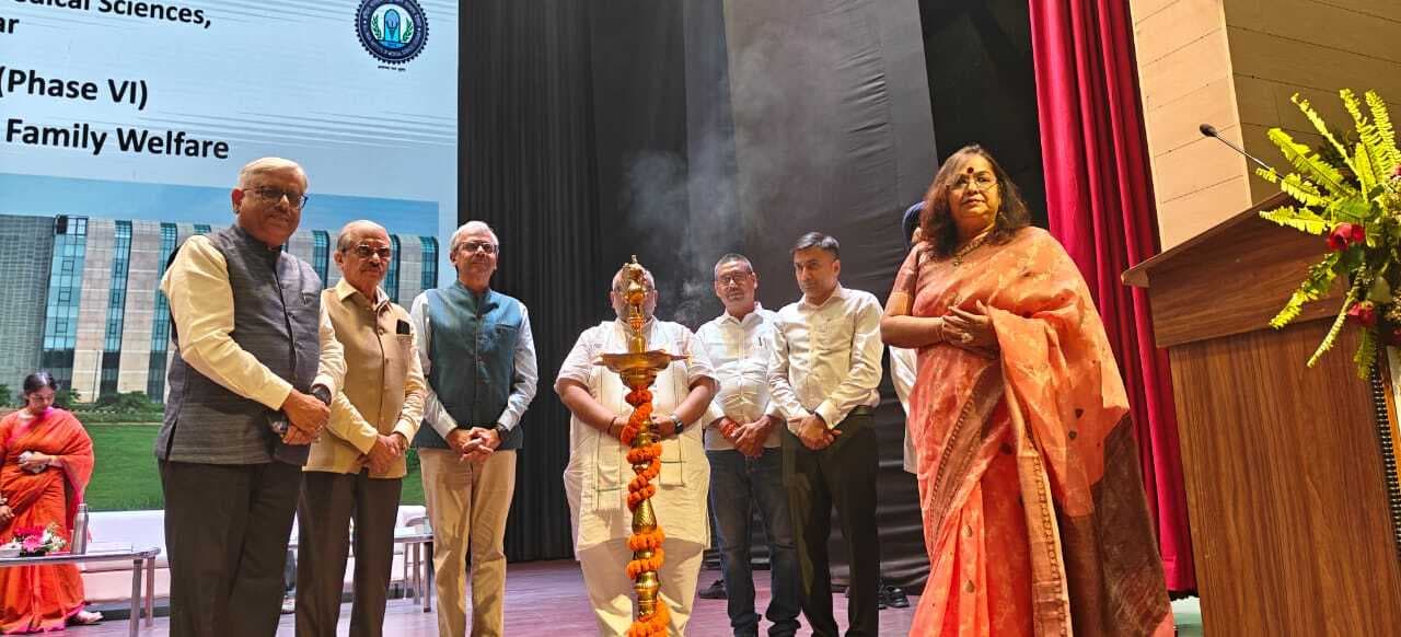 Deoghar News : एम्स में राज्य वायरल प्रयोगशाला का उद्घाटन, संक्रमण की होगी पहचान