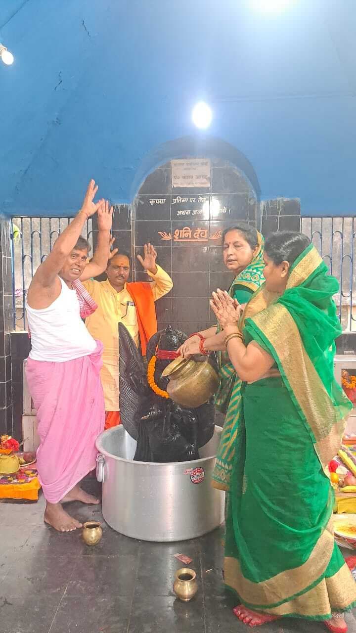 शनि प्रतिमा स्थापित करने को लेकर समारोह शुरू