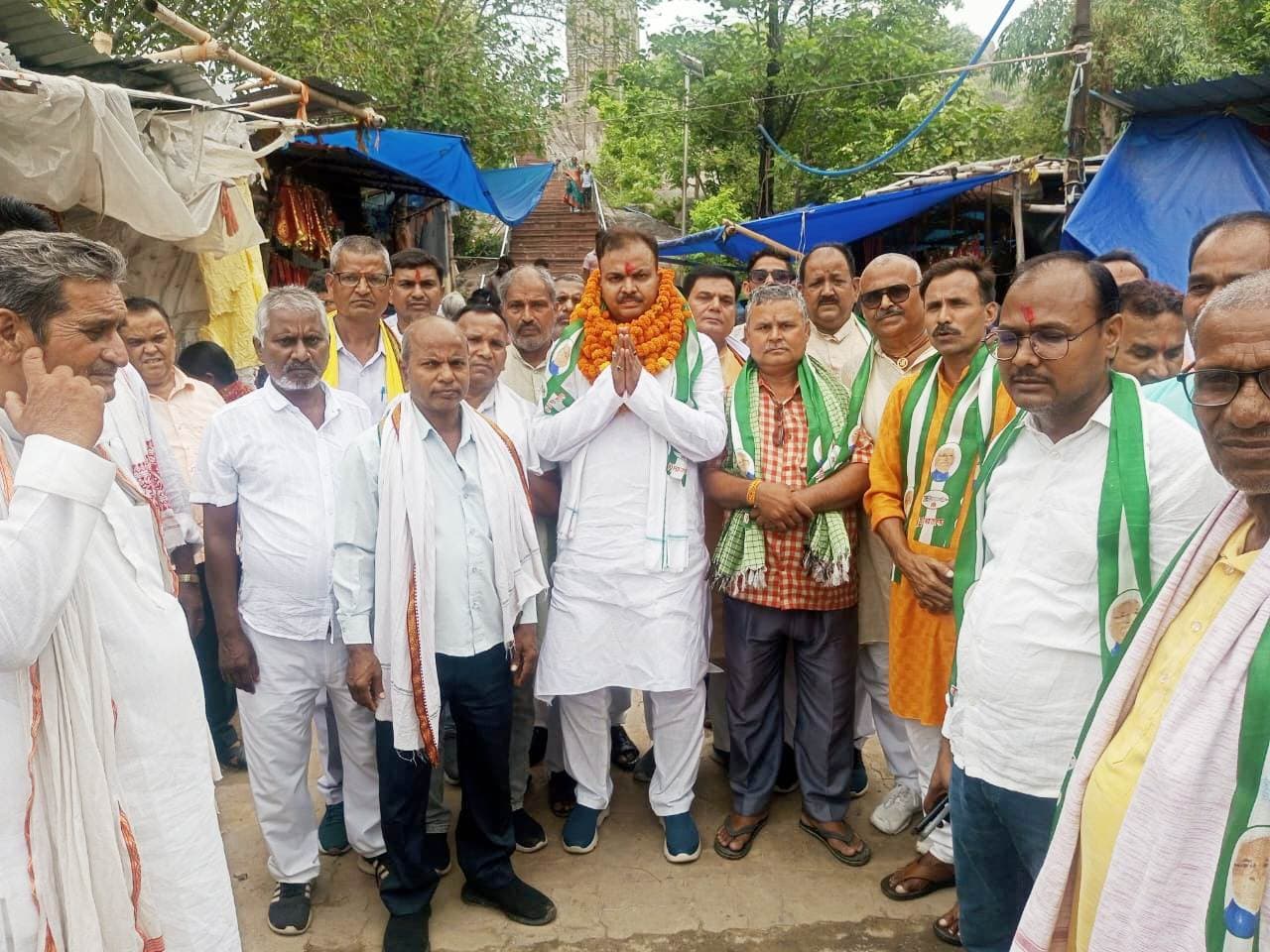 Aurangabad News : मदनपुर को नगर पंचायत बनने पर एनडीए कार्यकर्ताओं ने निकाली आभार यात्रा