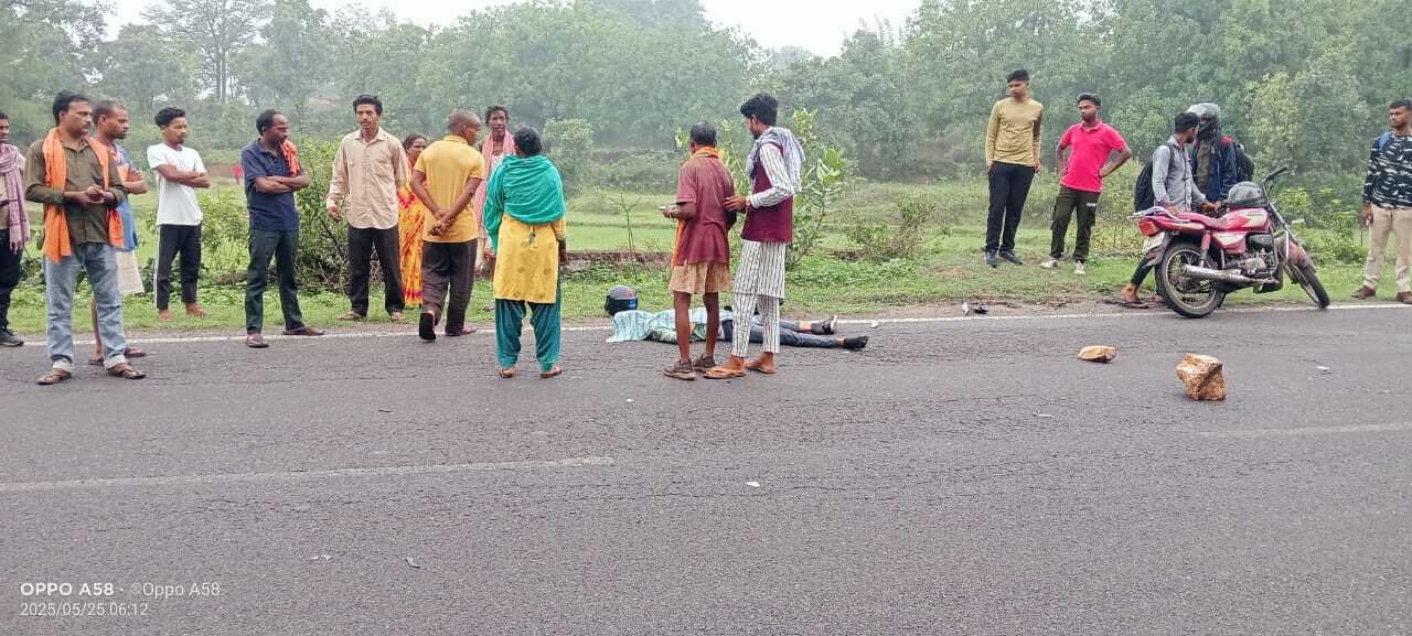 Bokaro News : ट्रक की चपेट में आने से दो युवकों की मौत