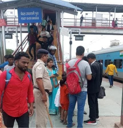 Madhubani News : समस्तीपुर मंडल में टिकट चेकिंग लगातार जारी