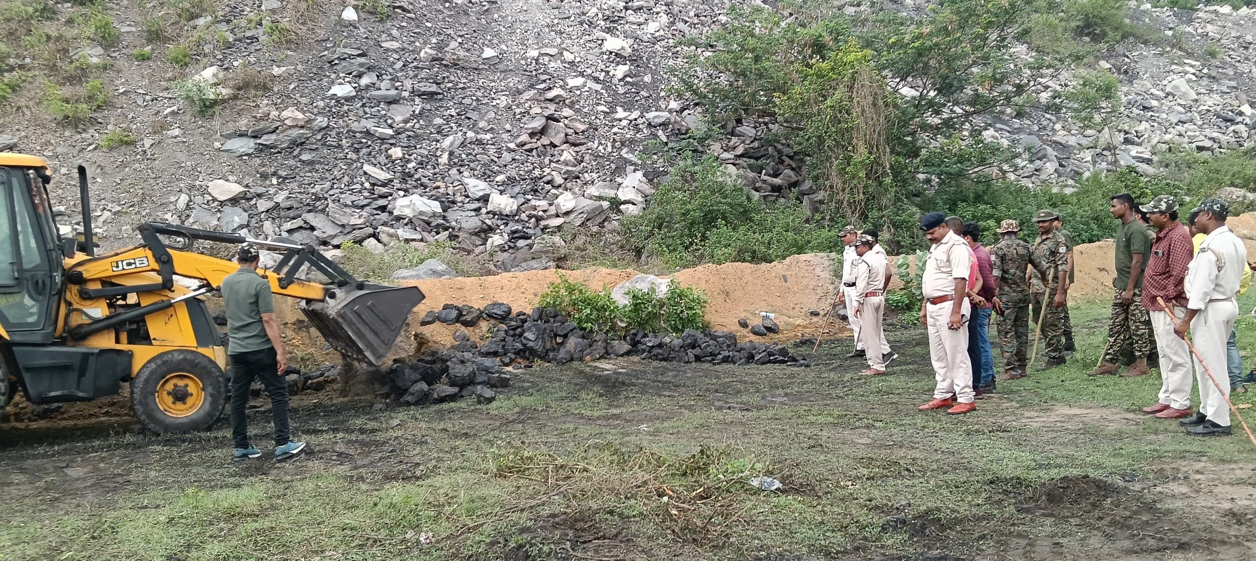 Bokaro News : जारंगडीह में 35 टन अवैध कोयला बरामद