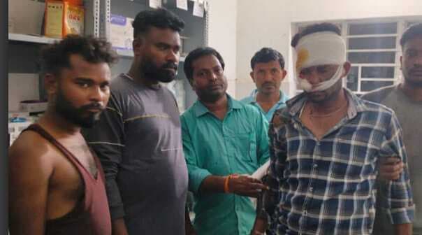 East Singhbhum News : पटमदा में तेज रफ्तार कार ने बाइक सवार को मारी टक्कर, युवक की मौत