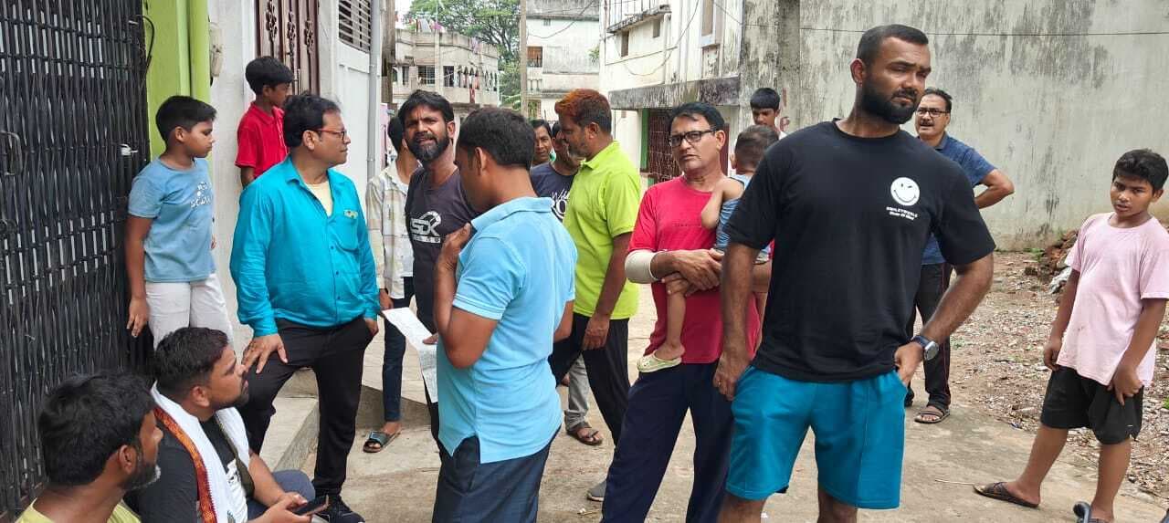 East Singbhum News : पहले बिजली व्यवस्था में सुधार हो, फिर स्मार्ट मीटर लगे