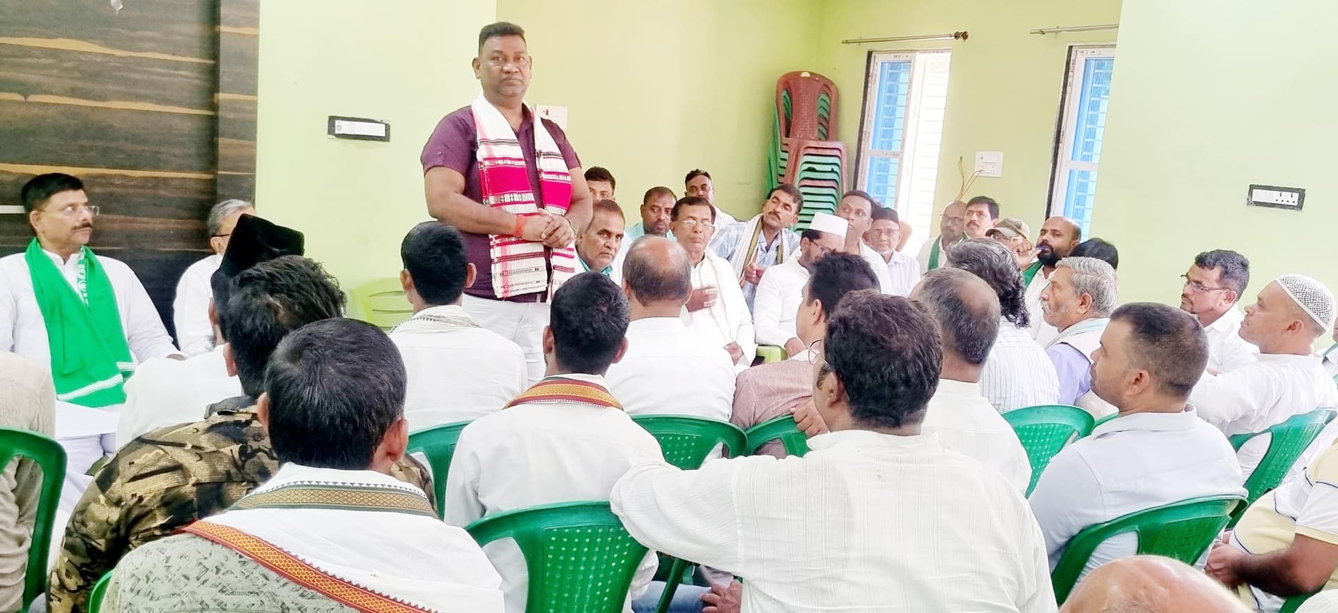 अधिक से अधिक लोगों को राजद से जोड़ें: पूर्व मंत्री