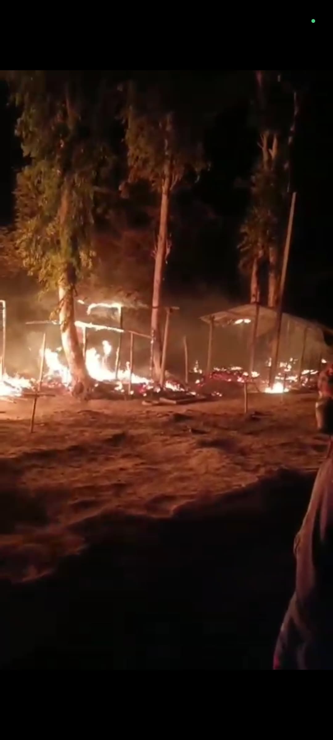 अज्ञात कारणों से लगी आग, दो घर जलकर राख