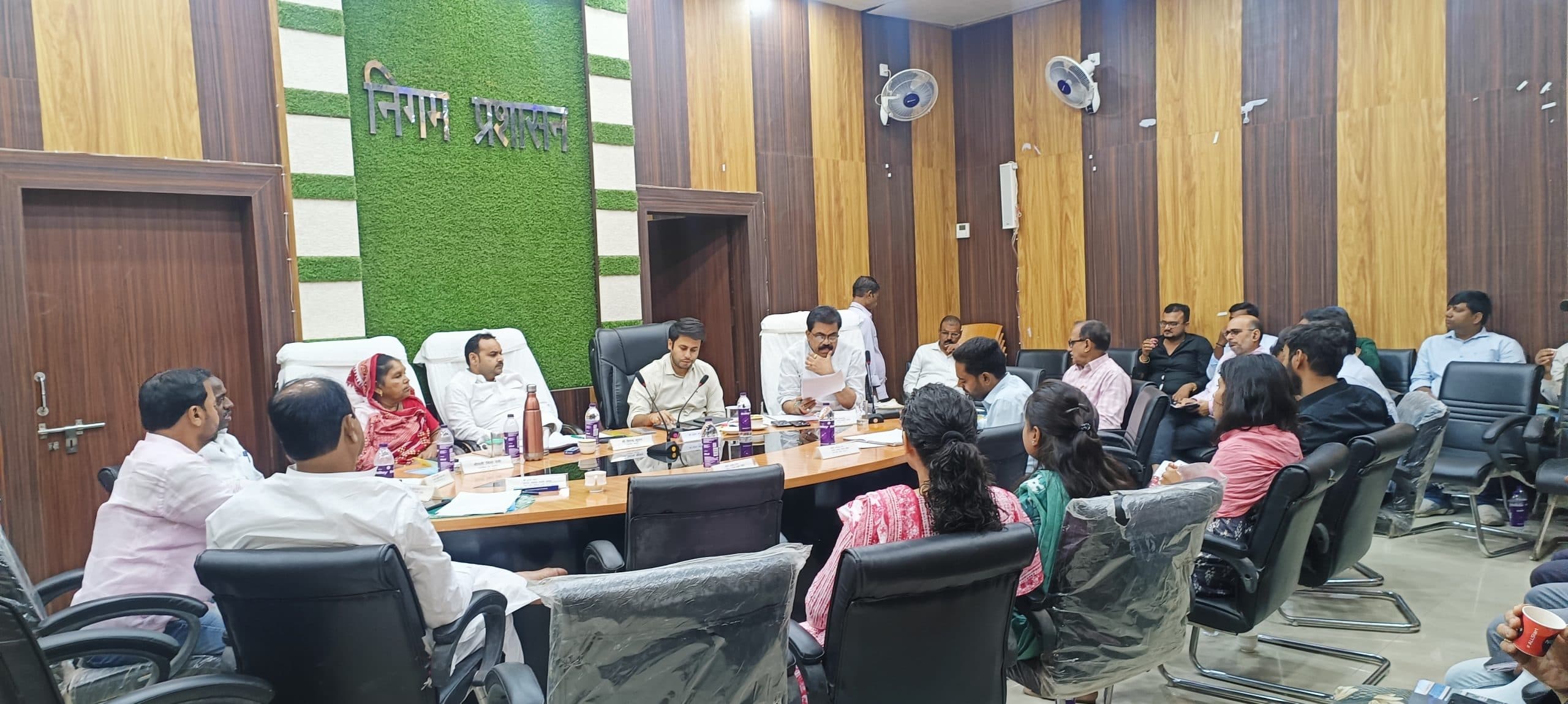 थ्री डी पिक्चर के साथ लाइट एंड साउंड सिस्टम होगा चालू