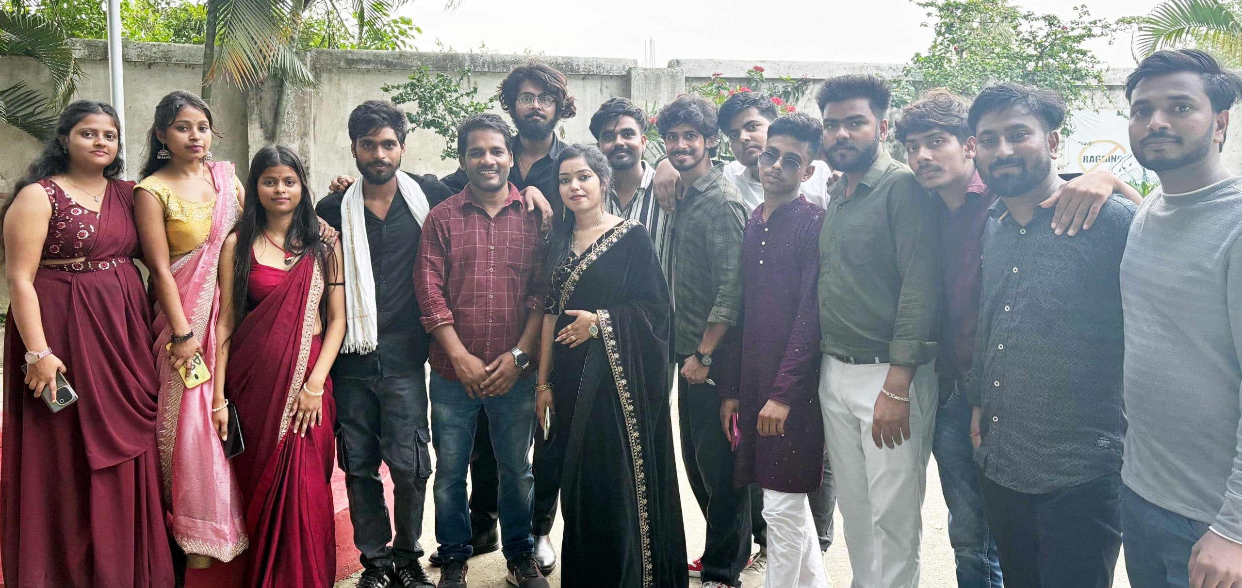 जीवन में सफलता पाने के लिए निरंतर सीखने की इच्छा, आत्मविश्वास व सही दिशा में मेहनत महत्वपूर्ण