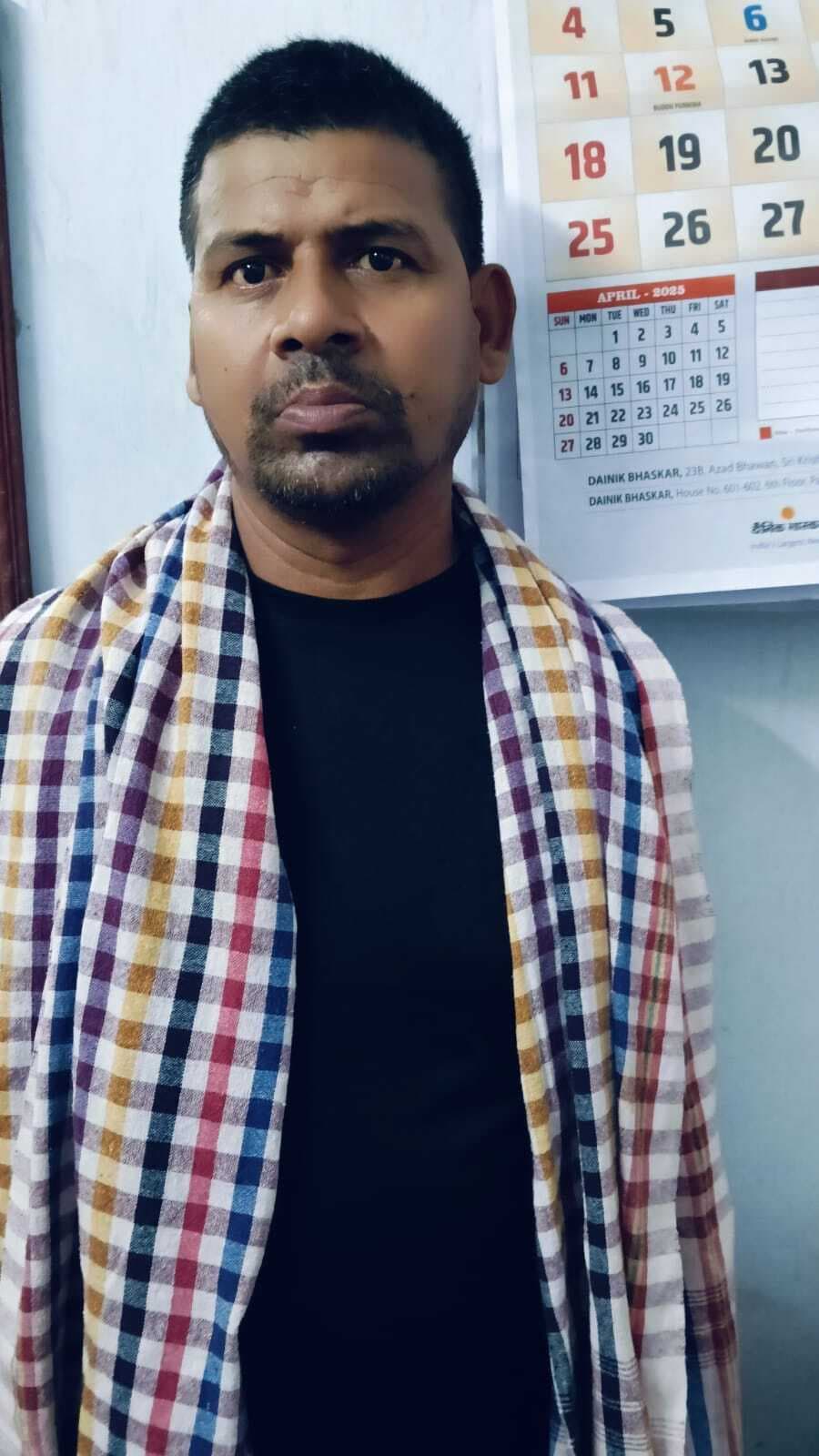 अवैध गन बनाने का काम करने वाले व फरार आरोपी नूर मोहम्मद मुंगेर से गिरफ्तार