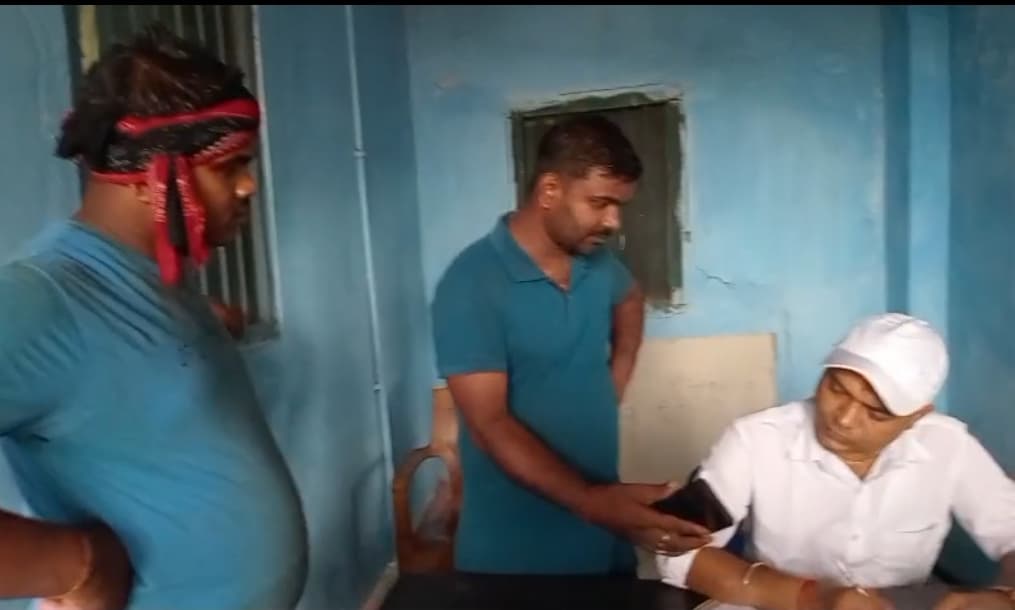 टोटो चालक ने किराया मांगा तो मारपीट कर किया जख्मी