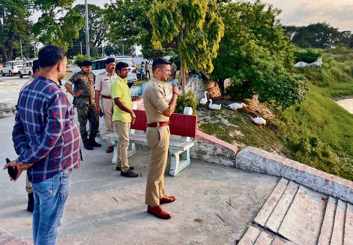 Gopalganj News : भोरे की किशोरी की हत्या नहीं, पुलिस की 30 घंटे की जांच में निकला सुसाइड