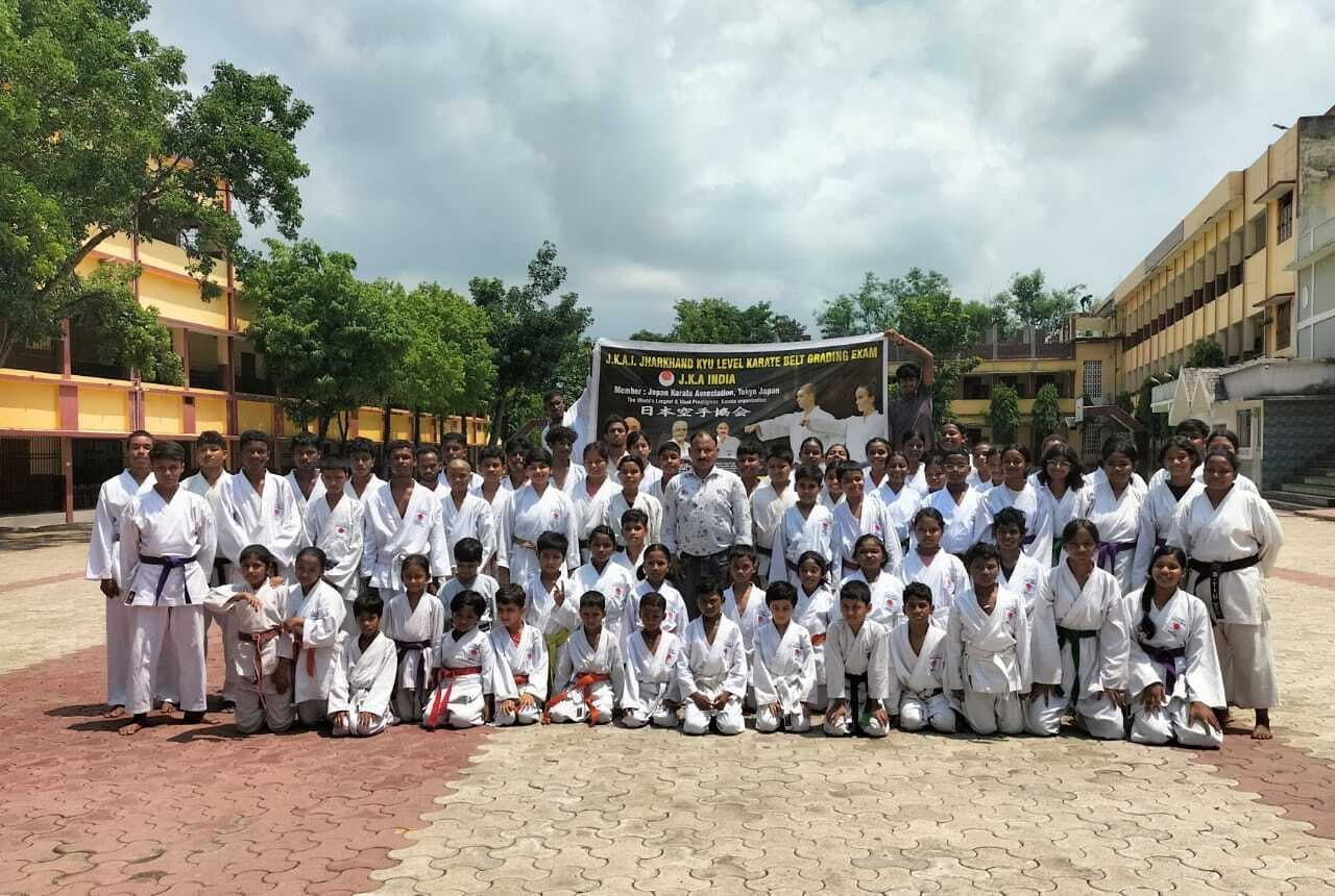 Chaibasa News : भवानी, अंतर, सौरभ, सुप्रिया व महेंद्र का सर्वश्रेष्ठ प्रदर्शन