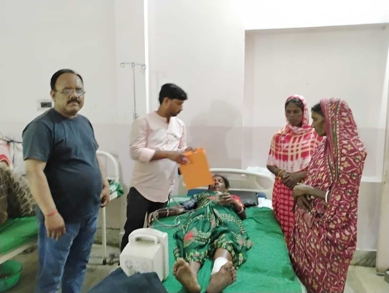 Dhanbad News : बंद भट्ठे की दीवार गिरी, दंपती घायल