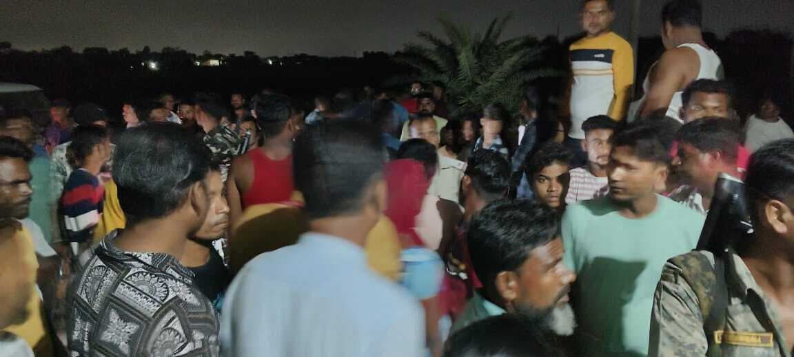 Dhanbad News : निरसा में संपत्ति के विवाद में भाई और जीजा ने युवक को मारी गोली